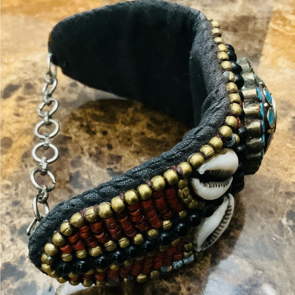 Tibetan Cuff With Cowrie Shells, Turquoise Inlay & Glass & Brass Beads - Picture 3 of 4